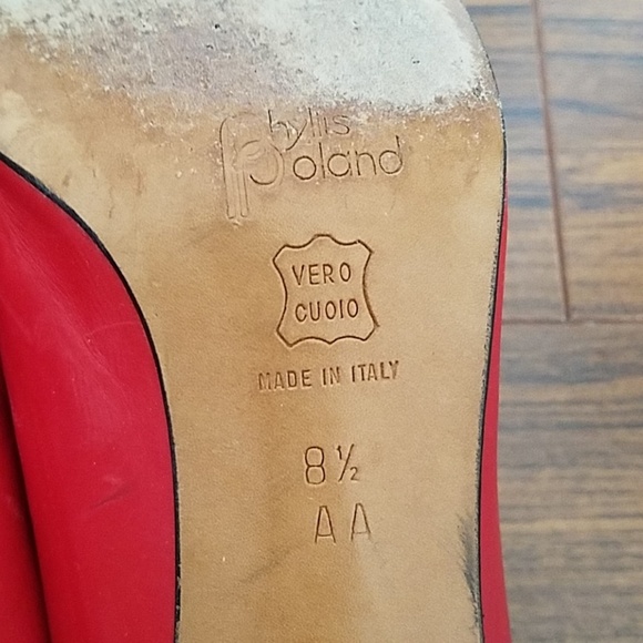 Phyllis Poland Red Heel & Blk Flower - Picture 5 of 8